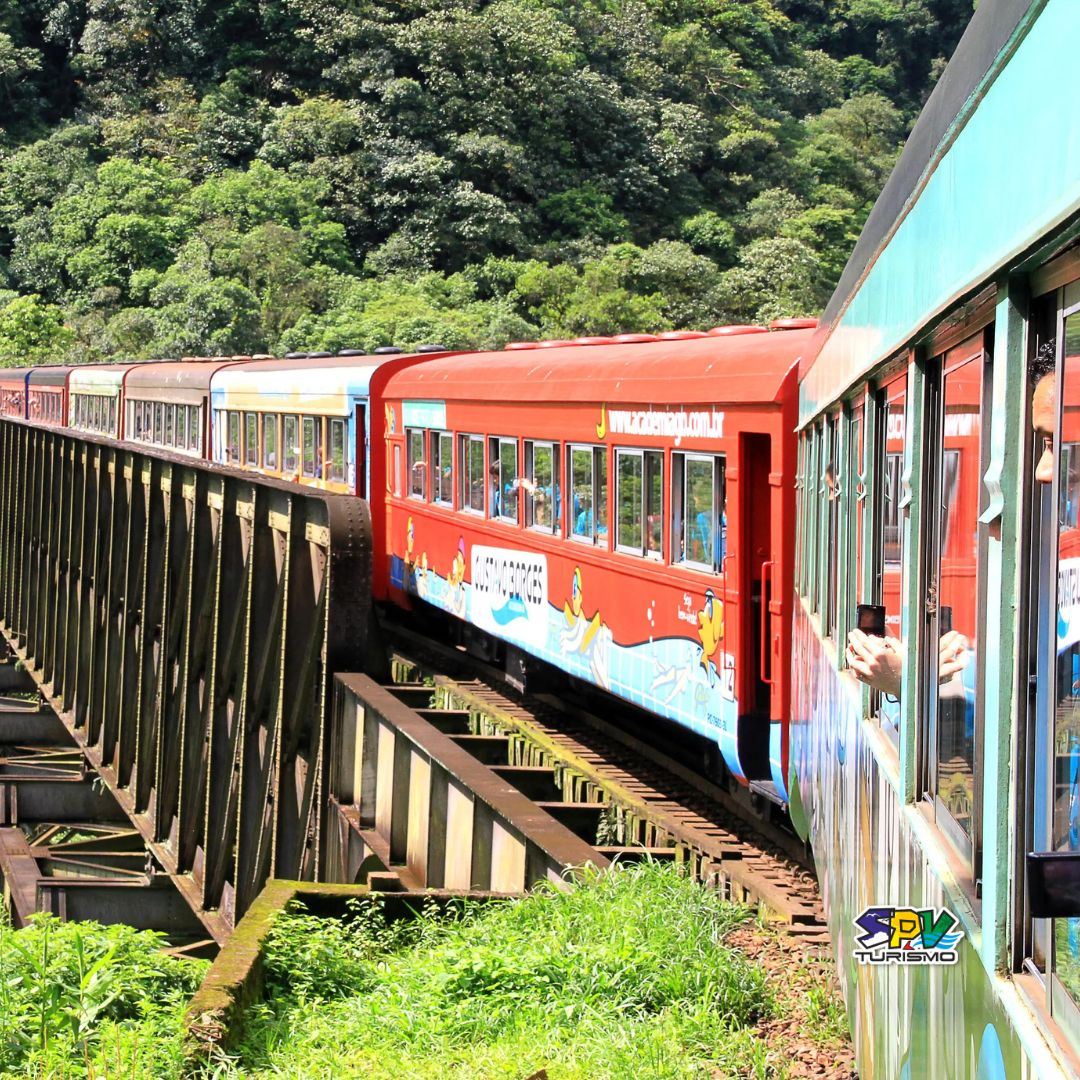 FIM DE SEMANA NA CIDADE DE CURITIBA COM PASSEIO DE TREM