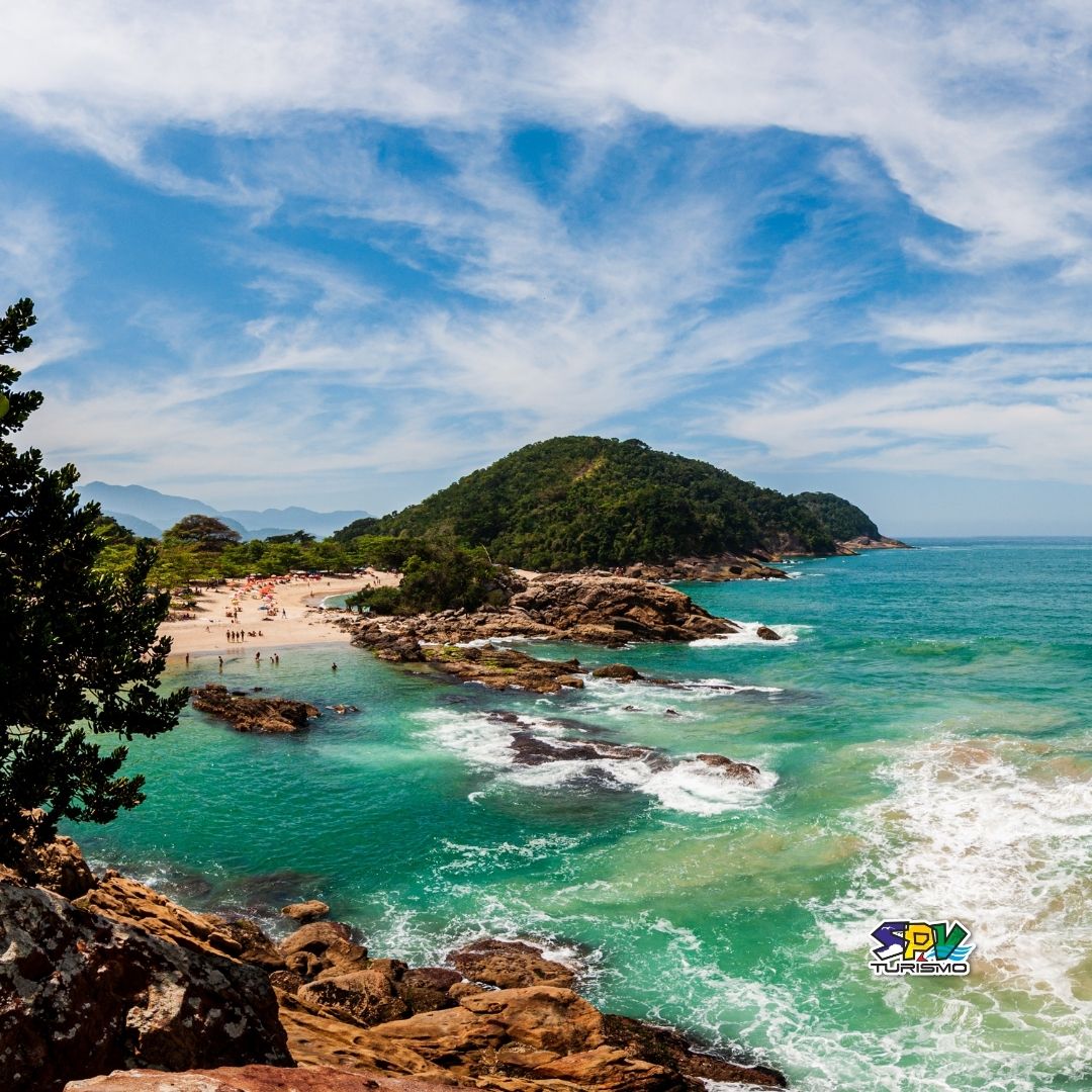 DIA DE PRAIA EM TRINDADE