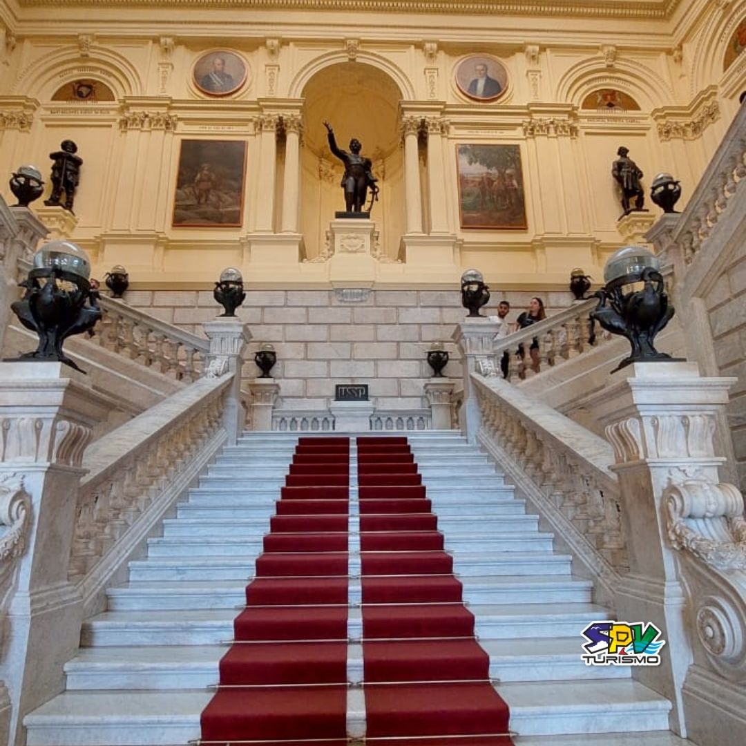 MUSEU DO IPIRANGA E BAIRRO DA LIBERDADE