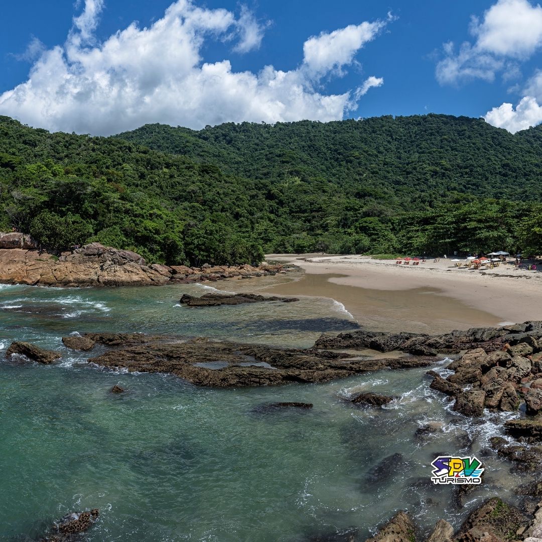 DIA DE PRAIA EM TRINDADE