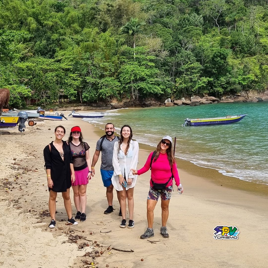 TRILHA DAS 7 PRAIA - UBATUBA