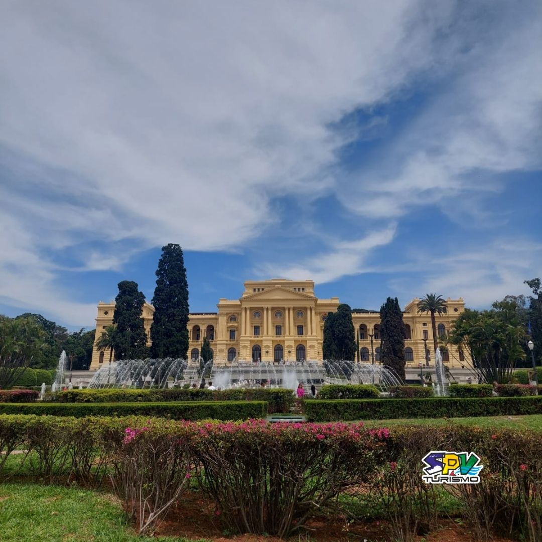 MUSEU DO IPIRANGA E BAIRRO DA LIBERDADE