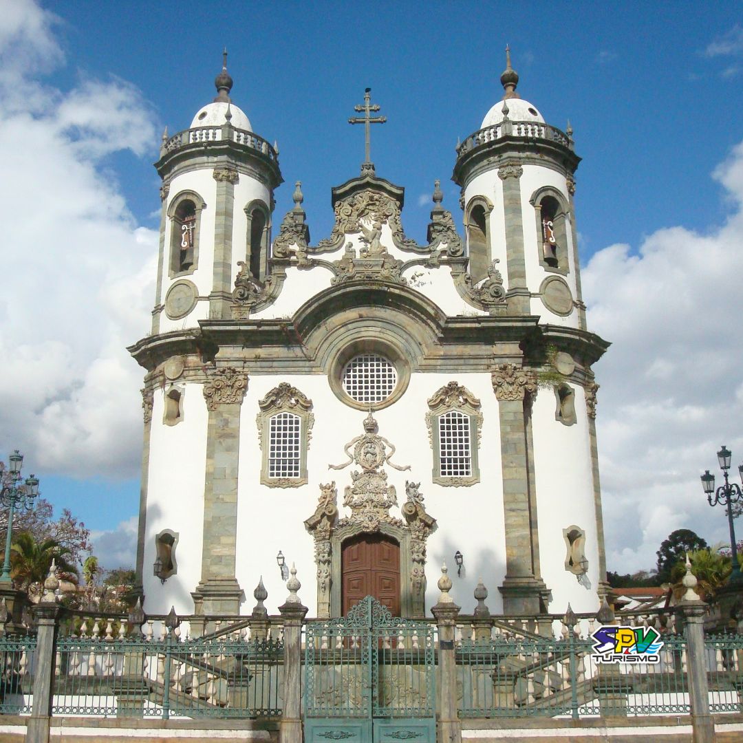 CIDADES HISTÓRICAS DE MINAS GEARIAS (FERIADO DE CORPUS CRISTH)