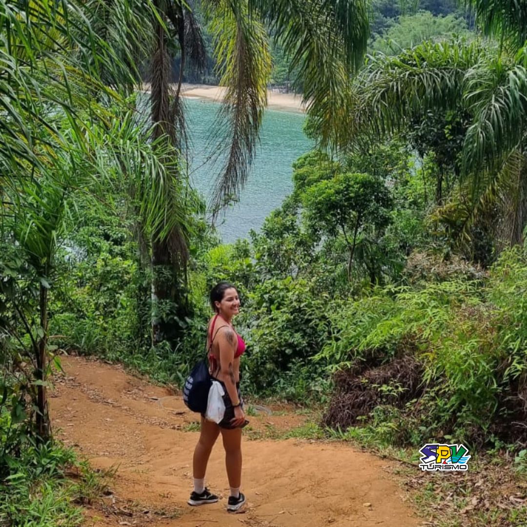 TRILHA DAS 7 PRAIA - UBATUBA